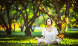 世俱杯直播-意甲球队队徽壁纸大全：经典与现代设计风格